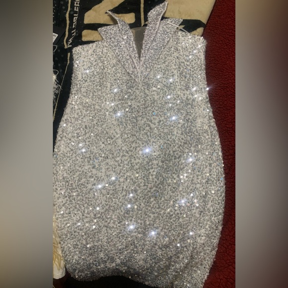 Brand new Sequin dress dress from fashion nova a xl. It fits true to size. - Picture 1 of 1